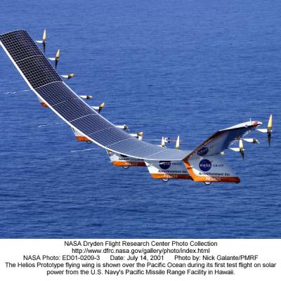 Helios flying wing in flight